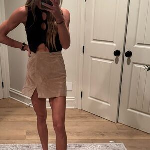 Blank NYC Tan skirt